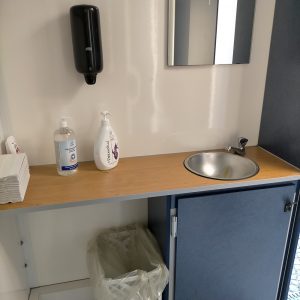 Verleih Toilettentrailer