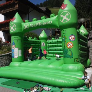 castello gioco gonfiabile noleggio