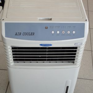 Climatizzatore piccolo con tavoletta di ghiaccio