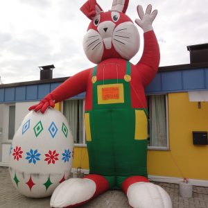 Aufblasbarer Osterhase
