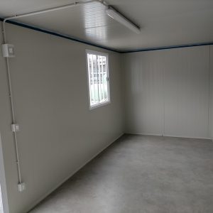 Raumcontainer 6m Vermietung Innenansicht