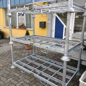 Bancali impilabili 3 pz. a 350 Eur