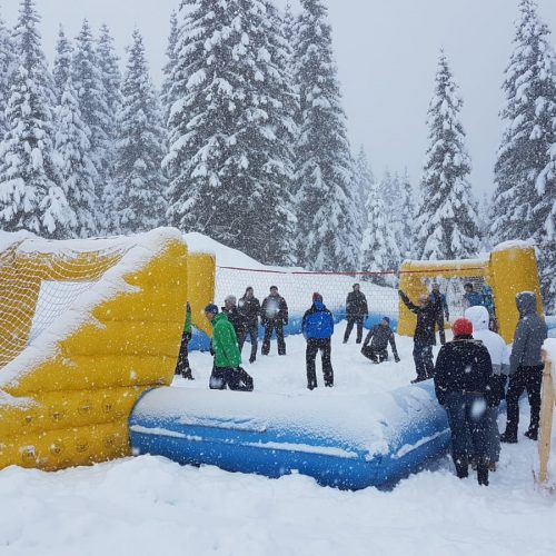 Volleyballfeld aufblasbar Wintervolleball Gerryland Event Südtirol (2)